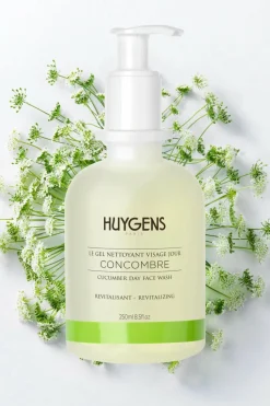 Le gel nettoyant visage concombre