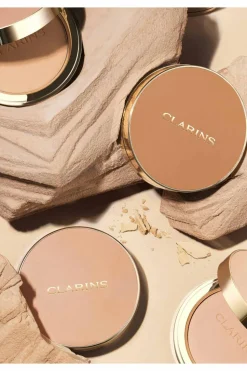 Poudre compacte matifiante infusée au lait de pêcher Ever Matte Compact Powder