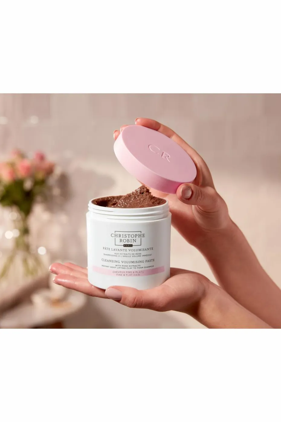 Pâte lavante volumisante aux extraits de rose