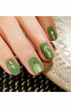 Vernis Green